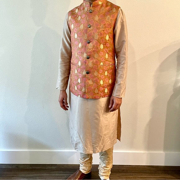 Men’s Salmon color Waistcoat Nehru Jacket ( with green pocket square free) - Picture 2 of 7